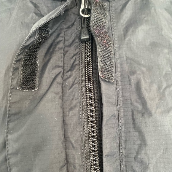 The North Face Tnf Black Women's Resolve 2 Rain Light Jacket Size XS - Picture 6 of 9